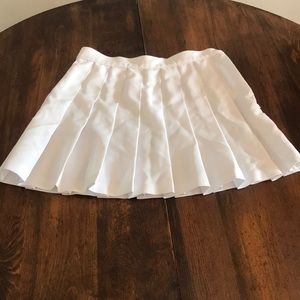 White pleated skirt
